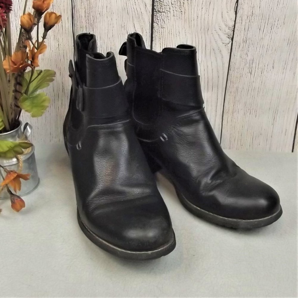 Merrell Women's Sz 8 Black Ankle Booties